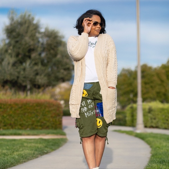 It's Sweater Weather - Picture 1 of 4